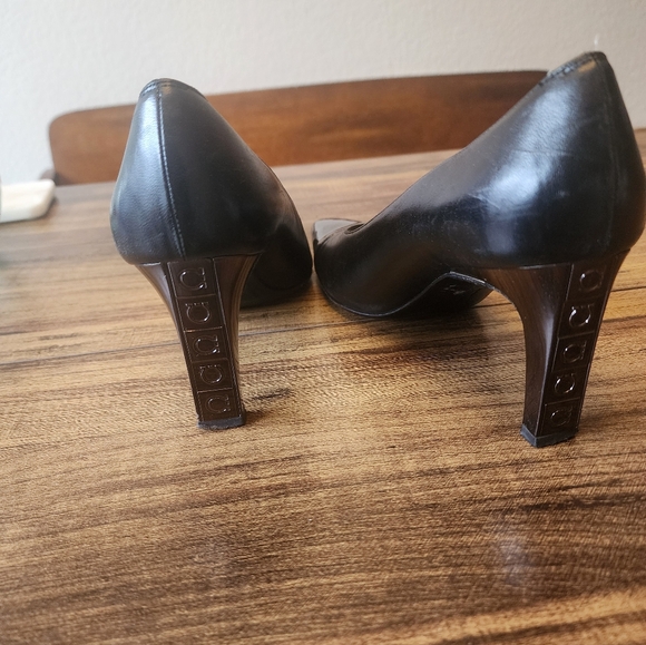 Salvatore Ferragamo Women\'s Shoes Heels Pumps Pechino size 9 2a